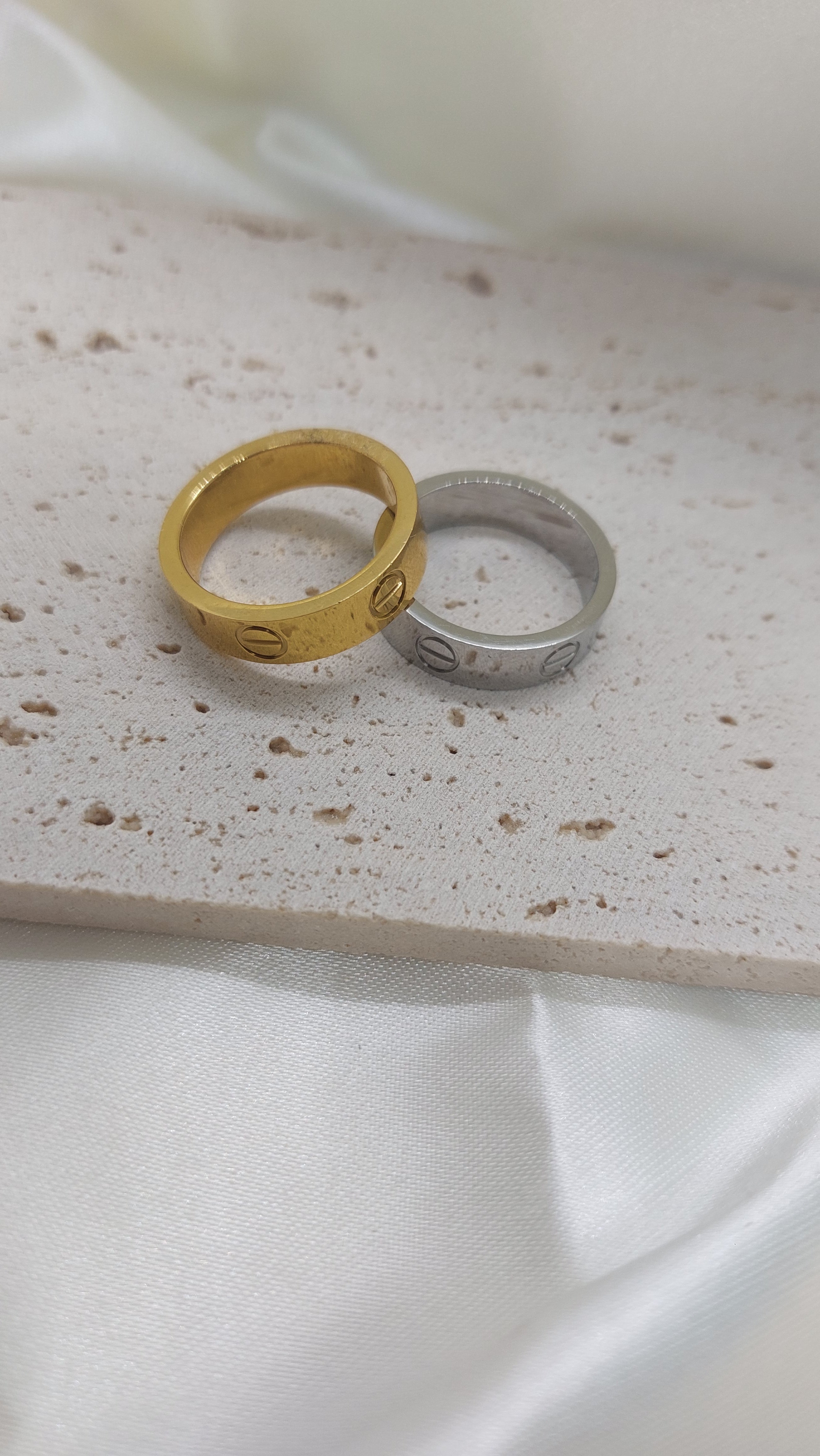 Anello mod "Cartier"